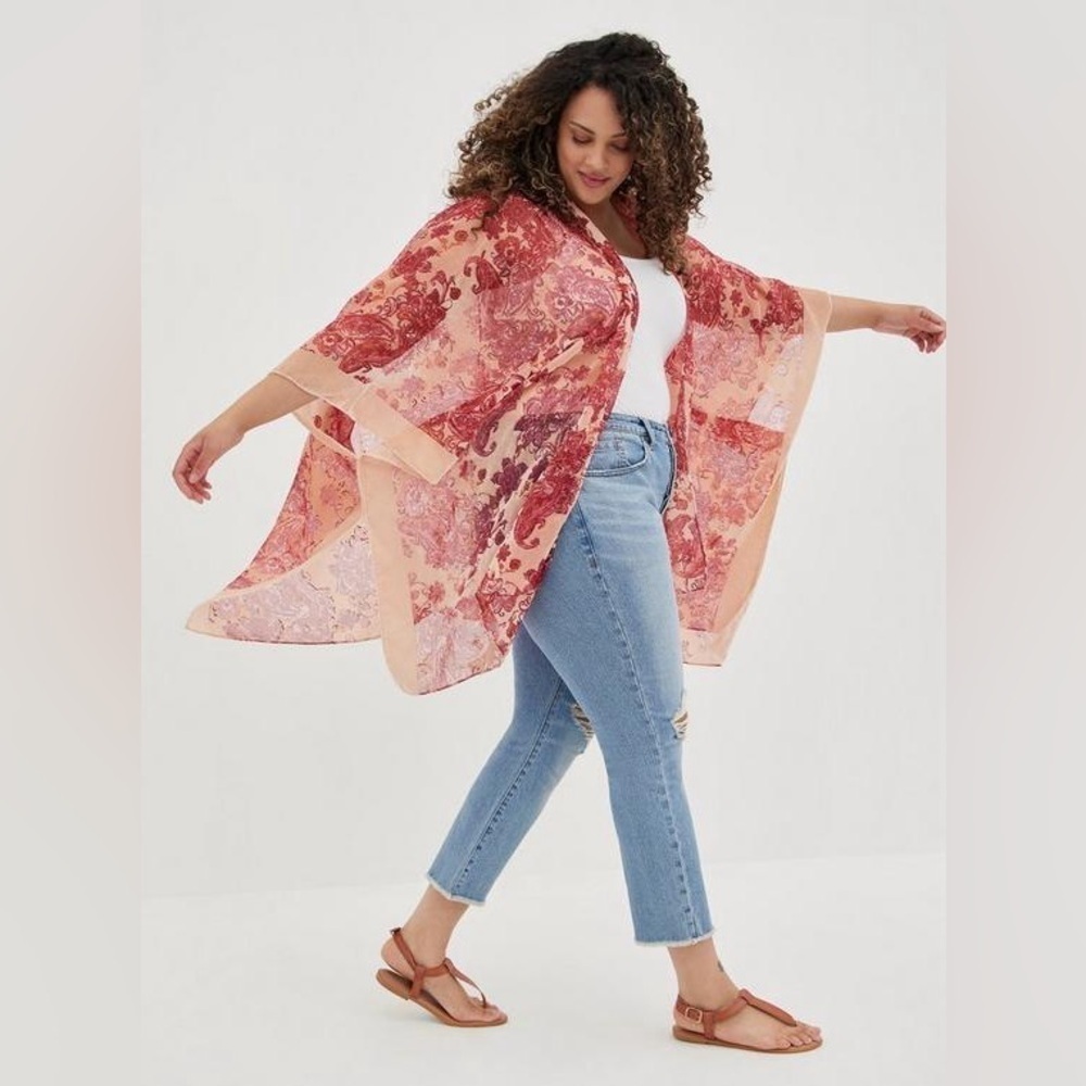 Torrid Velvet Paisley Burnout Ruana Kimono Open Front
Cardigan One Size - Picture 11 of 11